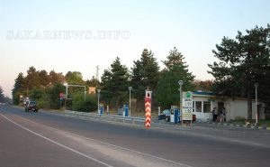 Работещите в бензиностанцията не бяха особено притеснени