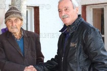 Най-възрастния жител на с. Георги Добрево посрещна кмета на селото
