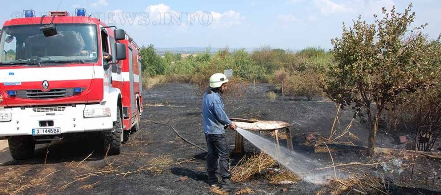 Спряха пожара край село Богомил навреме