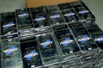 Конфискуваха цигари на иранец, скрити в туби от перилен препарат