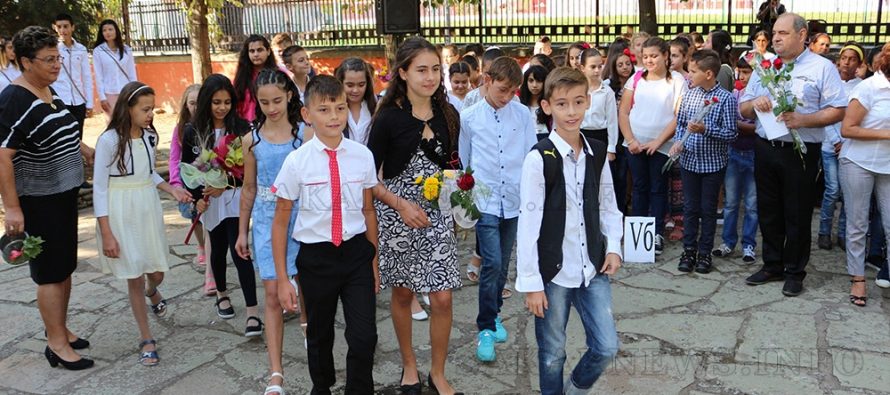 Депутати присъстваха на 15 септември  в училища в Свиленград и Любимец
