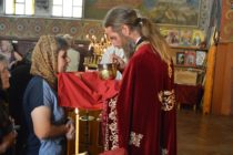 Божествена Света литургия за  Богородица в Тополовград