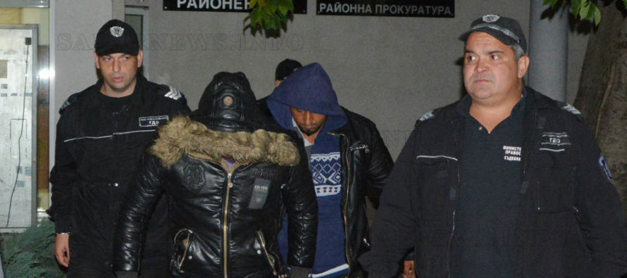 След сблъсък между полиция и роми двама остават в ареста