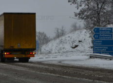 Само по високите места има сняг, но той е 3 сантиметра