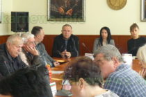 На среща в Общината обсъждаха как да се справят с боклуците