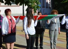 Скромно, но с любов и признателност бе отбелязан 24 май в Тополовград