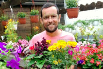 Камен Бакърджиев: „Обичам  цветята и красивото  още от дете“