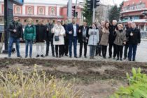 16 храста червени рози засадиха кандидатите за народни представители от БСП за България от 29-и МИР, област Хасково