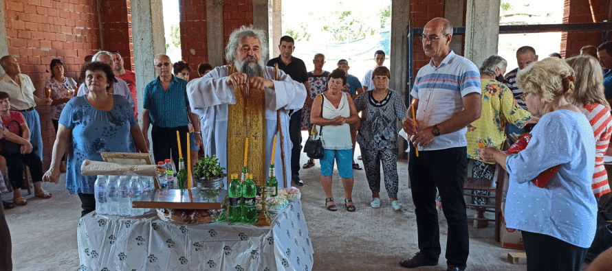 Новоизградената църква в село Георги Добрево посрещна гости с празничен камбанен звън