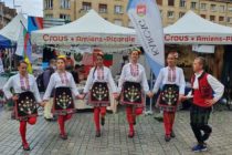 Кмет и деца от Ивайловград представиха българския фолклор във Франция