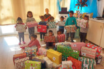 Коледна инициатива на „Раунд тейбъл“ зарадва деца от община Любимец