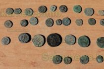 На „Лесово“ митничари задържаха старинни бронзови монети