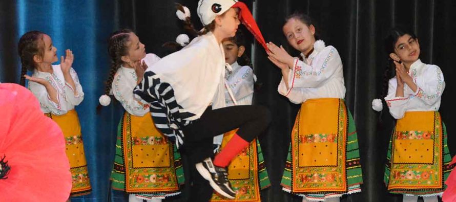 Две награди спечелиха малки танцьори от национален фестивал