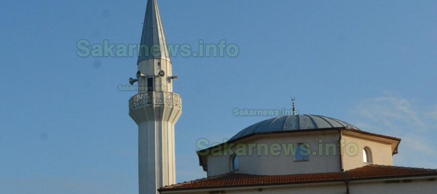 Джамиите се изпълниха с вярващи на Рамазан Байряма