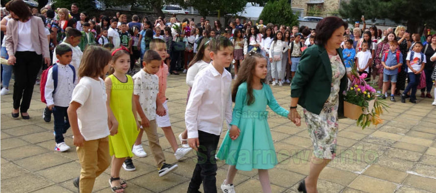 Тържествено бе открита новата учебна година в Тополовград