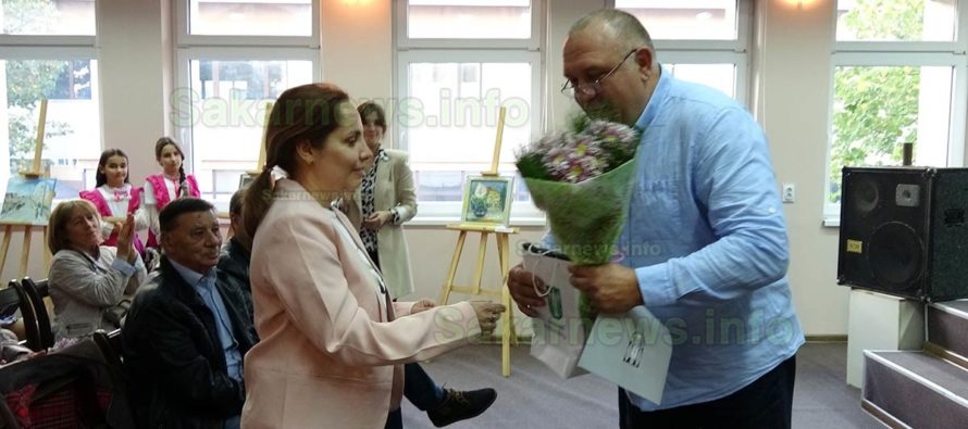 Светлана Йорданова с първа самостоятелна изложба в Тополовград
