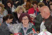 Великденски благотворителен базар в Тополовград събра 950 лева